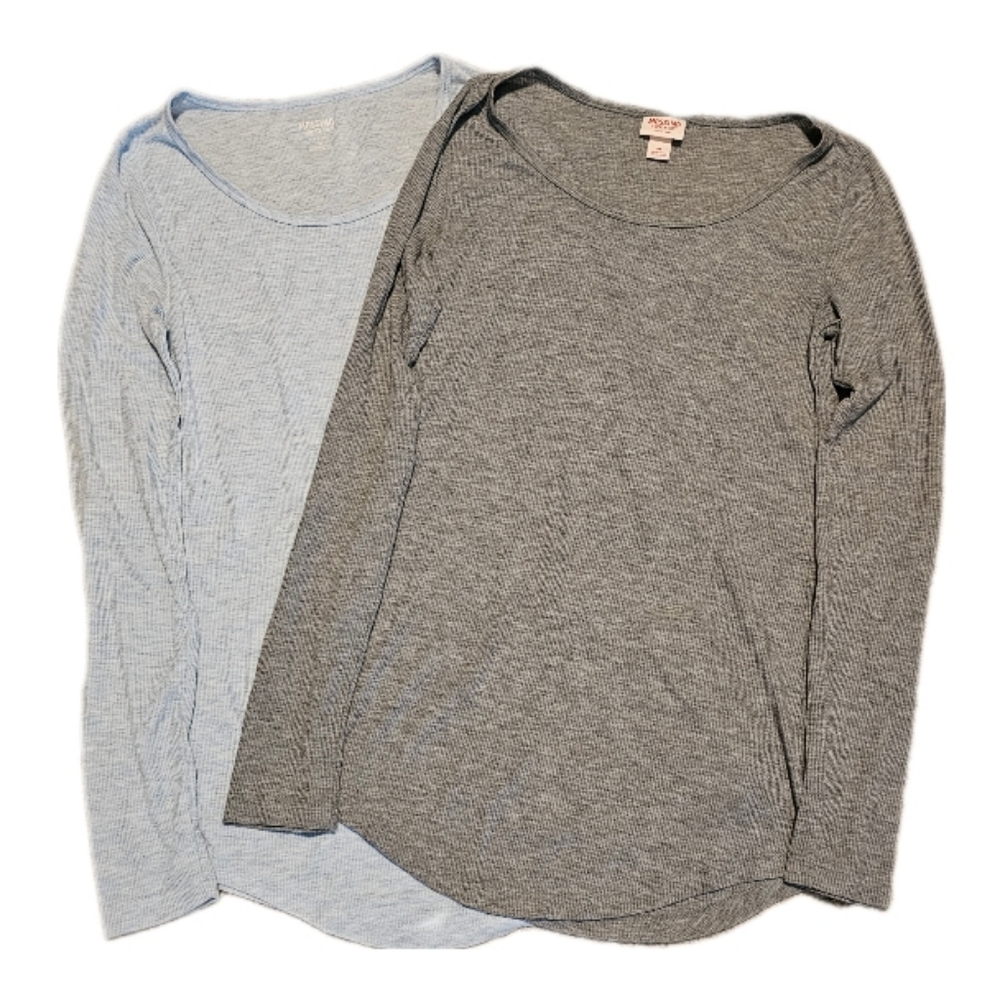2 Ribbed Layer Shirts Medium